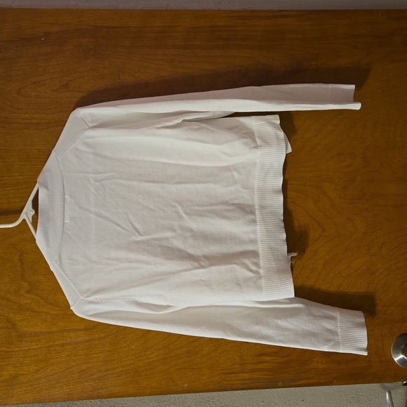 White crop Cardigan size Large: A - Picture 6 of 9